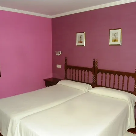 Casa Fernando Iii Hotel *