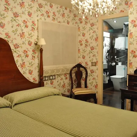 Hotel Casa Fernando Iii Ballota
